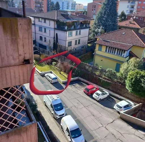 Location Strategica! -mirochi Apartment- Апартаменты